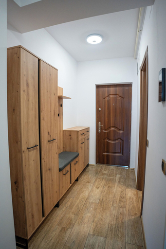 Interior 2, Barrique Isaran 129, Brasov