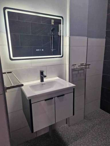 Bathroom 3, S & R Homes, Tacloban City