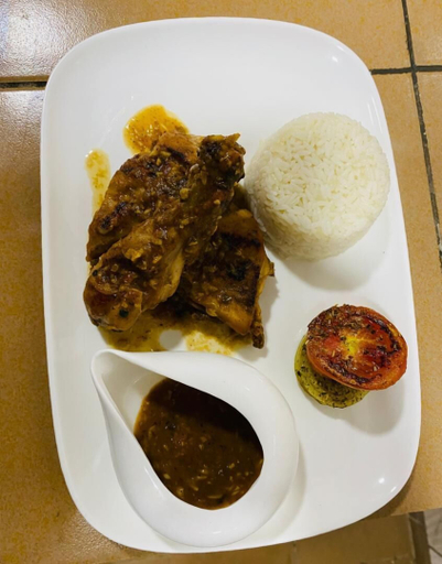 Food & Drinks 5, Bulon Hotel, Mfoundi