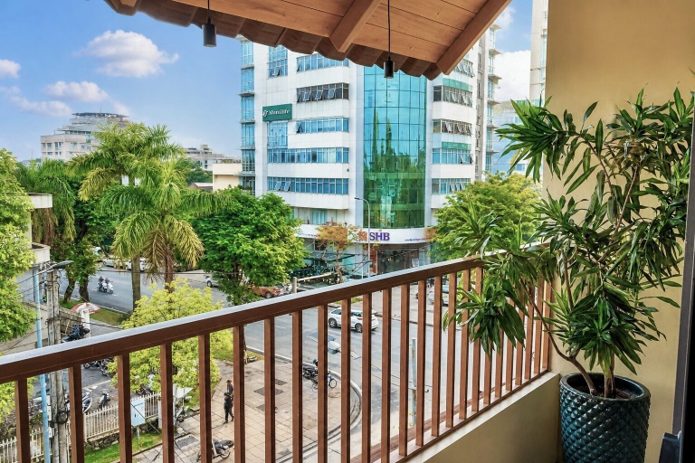 Others 5, Soleil House, Huế