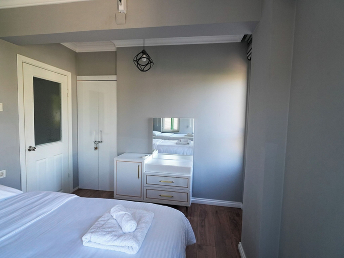 Others 4, Yeşil Panjurlu Villa Otel, Nilüfer