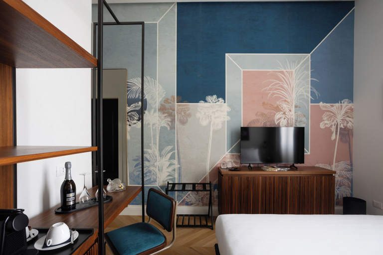 Bedroom 5, Atelier Alinari Rooms, Florence