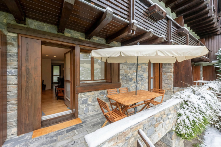 Rooftop terrace 5, Plan Gorret Beautiful Apartment In Courmayeur, Aosta