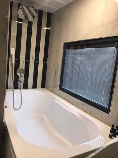 Bathroom 3, CEPNIS HOTEL, Merkez