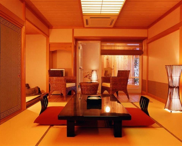 Others 5, Rurika, Izu
