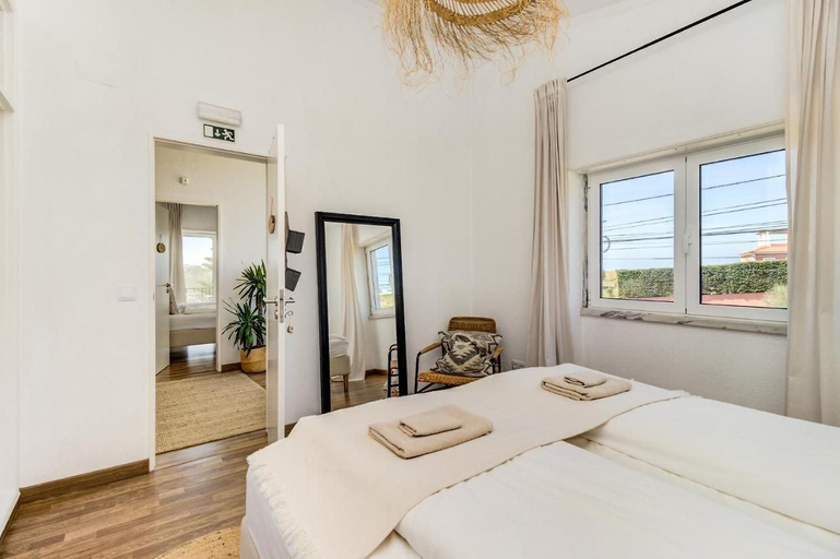 Room 2, Ocean House Ericeira, Mafra