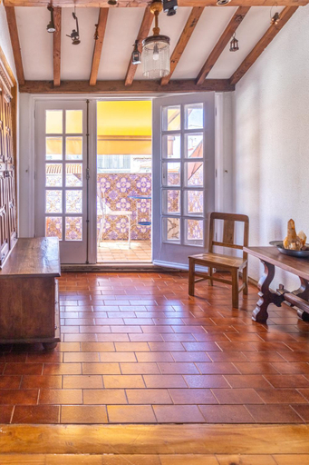 Others 5, Collector's Home, Braga