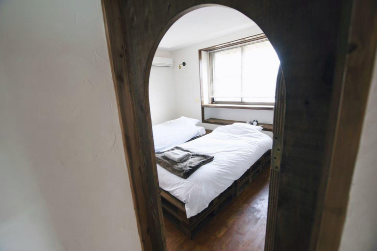 3, Guest House Loop, Kobayashi