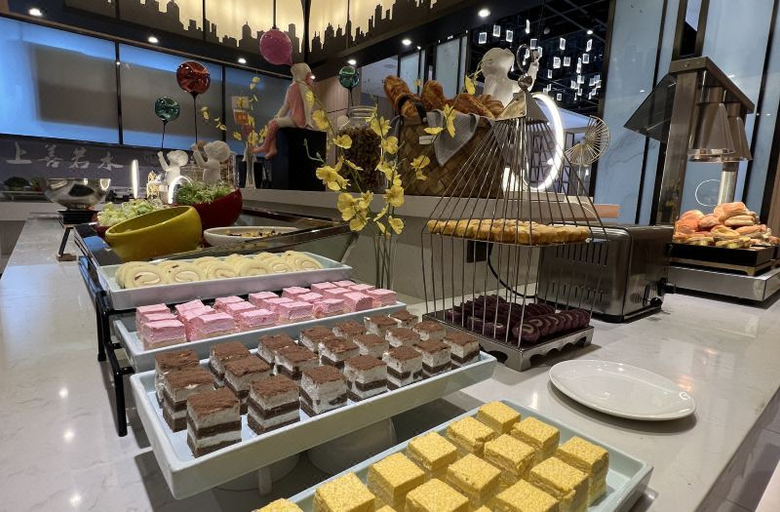 Food & Drinks 3, AUSOTEL by Argyle Guangzhou Baiyun International Airport Renhe Metro Exit B, Guangzhou