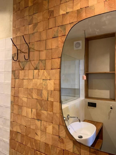 Bathroom 2, Diuna, Nowy Dwór Gdański