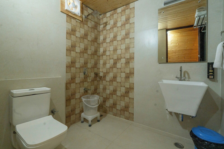 Bathroom 3, Baagh Villas, Nainital