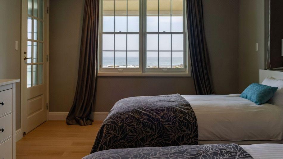 Bedroom 2, A Luxurious Resort Near the Beach  Resort Villa Costa Branca, Minamibōsō