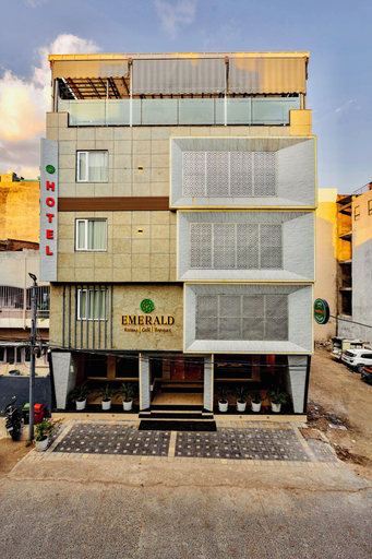 Exterior & Views 2, Hotel Emerald, Bhopal