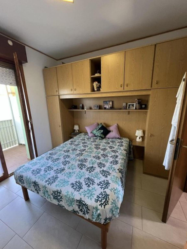 Bedroom 4, Unwind in Style Spacious Apartment with Pool Access, Venezia