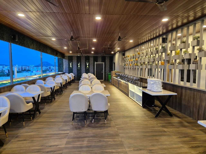 Food & Drinks, HOTEL SHREYAS GRAND ANANTHAPUR, Anantapur