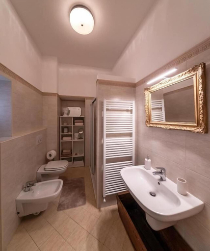 Bathroom, Appartamento The Rich Man, Como