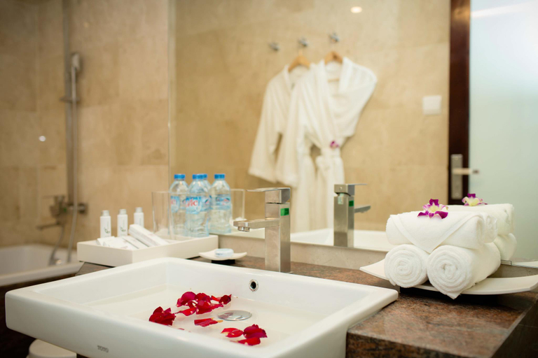 Bathroom 4, The Villa Hoi An Boutique Hotel, Da Nang