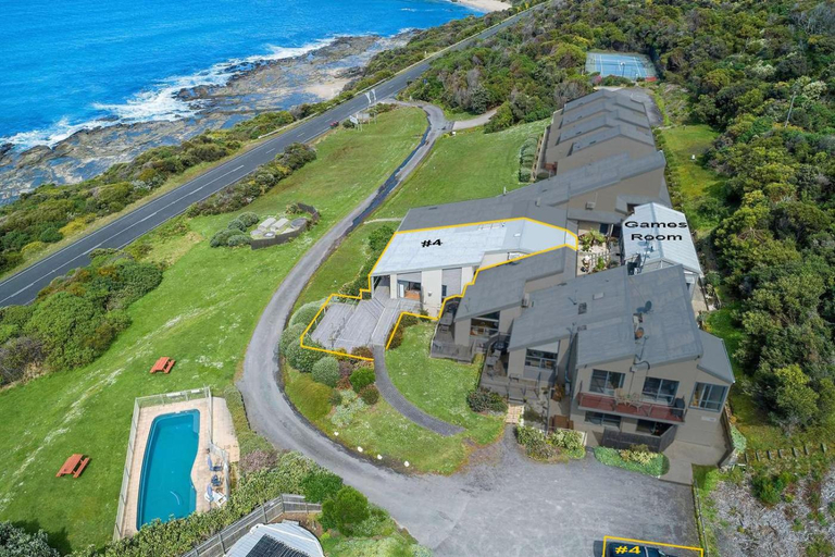 Exterior & Views, Ocean View Apts at Whitcrest Great Ocean Rd Resort, Colac-Otway - South