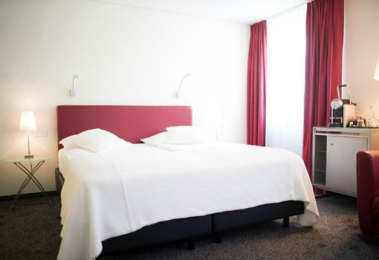 Bedroom 2, Glockenhof Zurich, Zürich