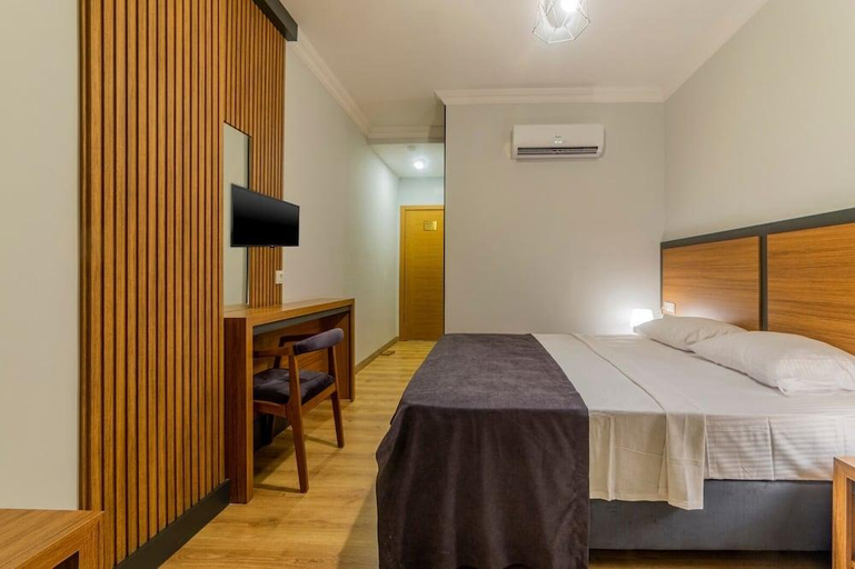 Bedroom 4, Antalya Business Hotel, Antalya