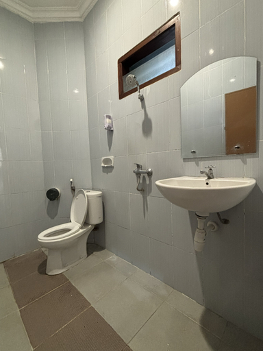 Bathroom 5, Hotel Prima Asri 153, Malang