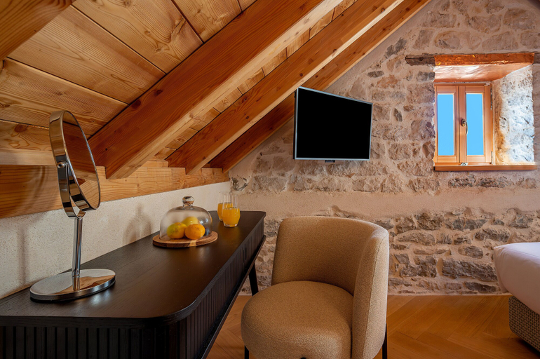 Room 3, Exclusive Heritage Suite Balturio, Kaštela