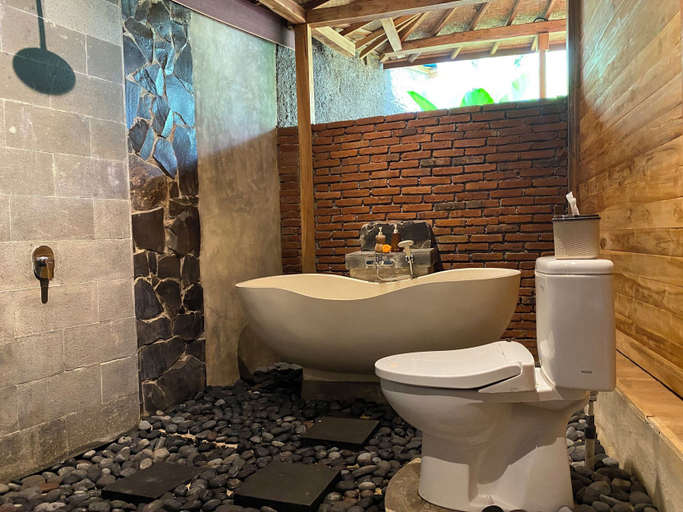 Bathroom 4, D'Ethnic Ubud Villa, Gianyar