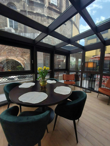 Food & Drinks 5, NJ HOTELS & APARTMENTS, Milano