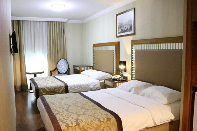 Bedroom 2, Nova Plaza Park Hotel, Beyoğlu