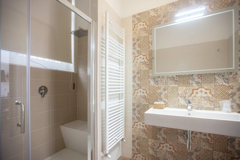 Bathroom 3, Il Carmine Dimora Storica, Trapani
