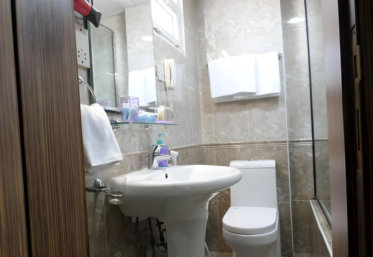 Bathroom 4, Concorde Inn Hotel, Dubai