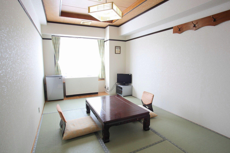 Others 3, Hotel Sunbird, Minakami