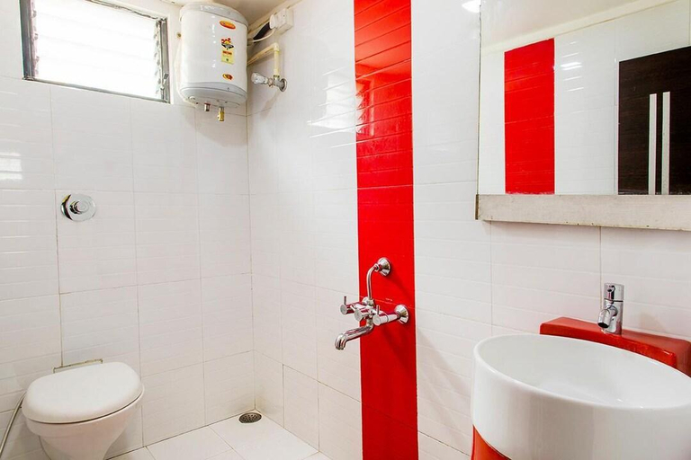 Bathroom 5, Hotel Raajkamal, Sirohi