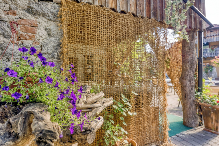 Exterior detail, Luxury Glamping House Pia, Ivancna Gorica