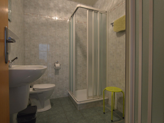 Bathroom 3, Holiday Home in Robertville with Sauna & Garden, Liège