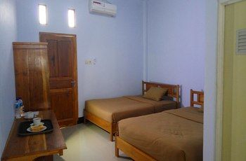 Guestroom 5, Kasuwari Hotel, West Manggarai