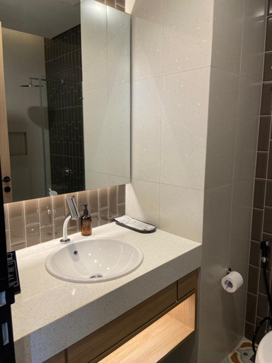 Bathroom 5, Kaloka City Hotel Bima, Bima
