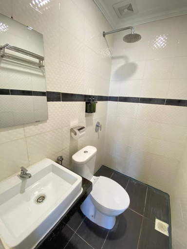 Bathroom 3, Hotel Double Star KLIA, Sepang