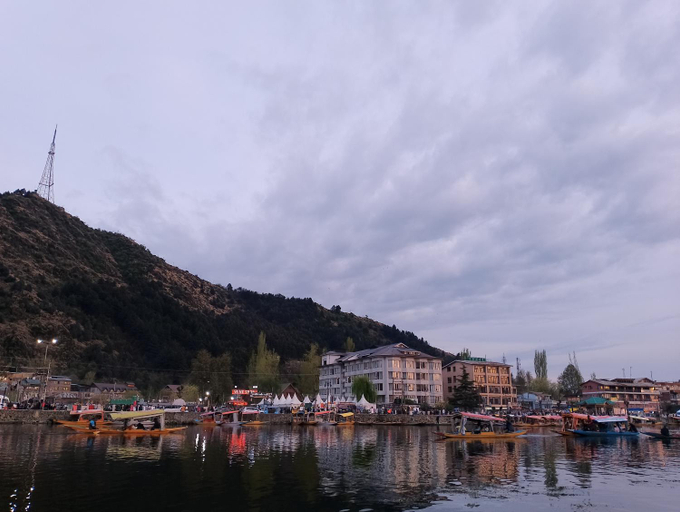 Others 4, Island Hotel, Srinagar