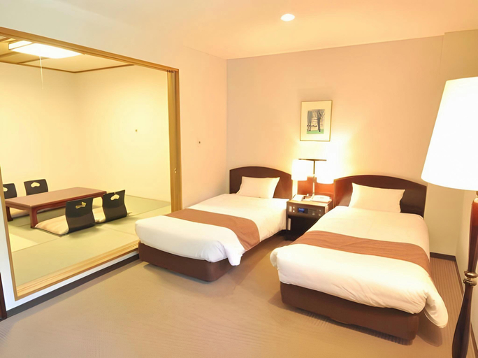 Bedroom 3, Hotel Marroad Karuizawa, Karuizawa