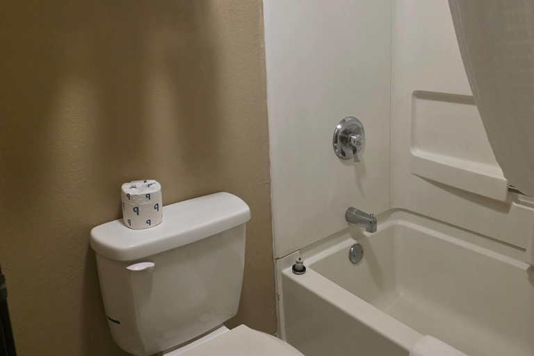 Bathroom 4, Super 8 by Wyndham Coshocton Roscoe Village, Coshocton