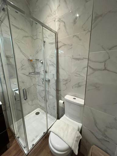 Bathroom 1, Alina Boutique Living