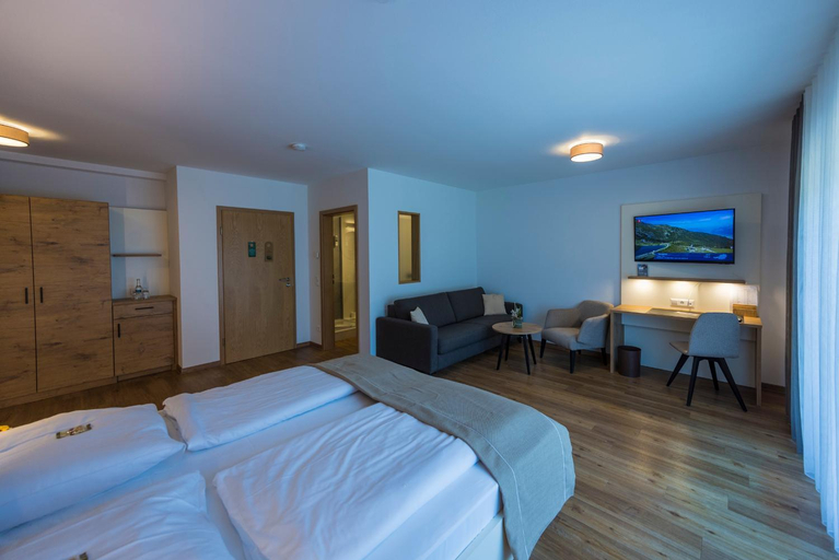 Bedroom 2, Die Krone am Fluss - Landhotel Sindringen, Hohenlohekreis