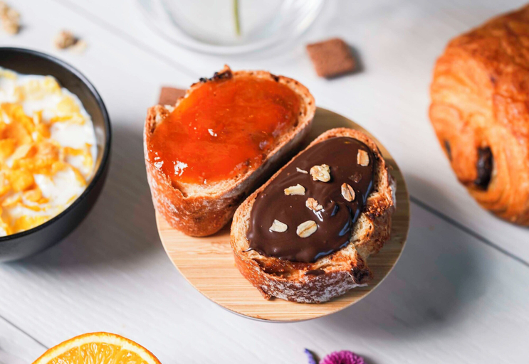 Breakfast buffet 4, B&B HOTEL Rennes Liffré, Ille-et-Vilaine
