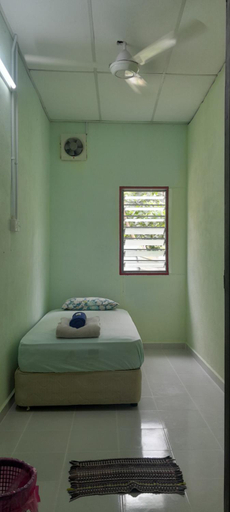 Bedroom 2, Tony's Guesthouse, Penang Island