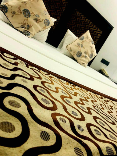 Bedroom 2, Euro Star Hotel, Minuwangoda