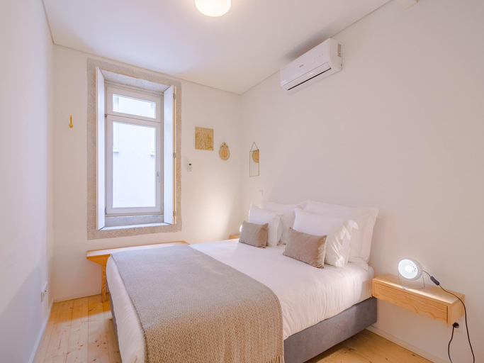 2, Pleasant apartment in Oporto, Porto