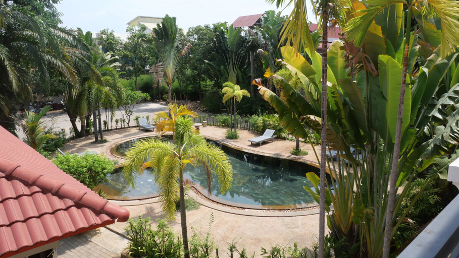 Pool 2, STC Hotel School, Siem Reap