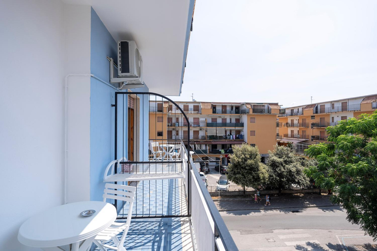 Others 4, Prestige House 7, Cosenza