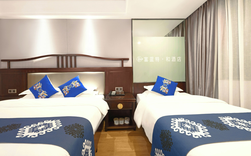 Room 4, Tianmen Summit Hotel, Zhangjiajie